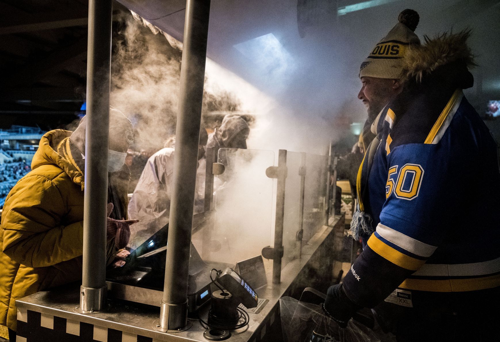 Fans brave the cold before Winter Classic